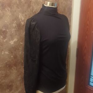 Elie Tahari Black Asymmetrical Fitted Long Sleeve Blouse
